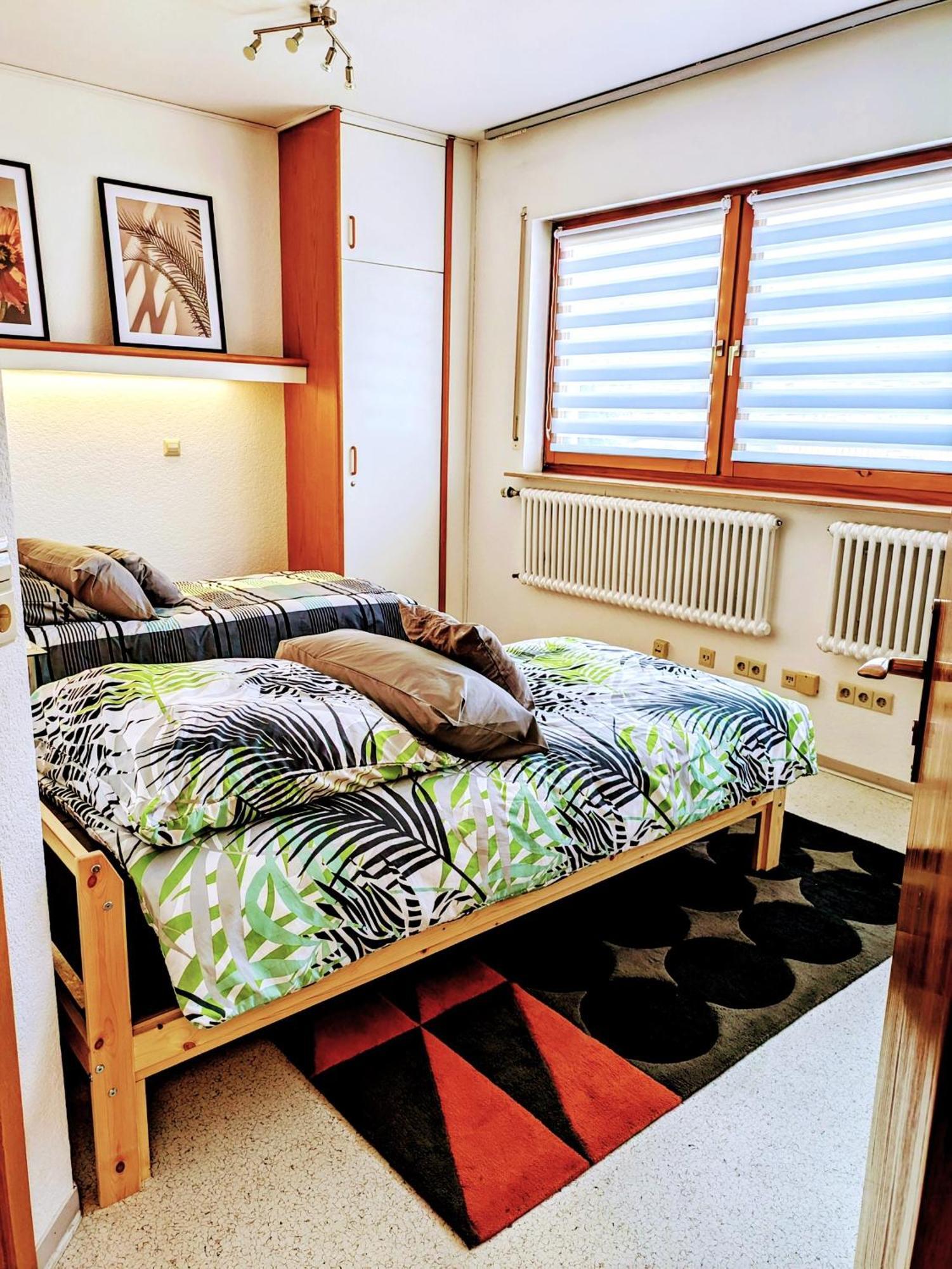 4 Zimmer Geraeumige Und Ruhig Gelegene Ferien- Und Monteurwohnung Nur Fuer Sie Allein Aujvari Vermietungen Spiegelberg Buitenkant foto
