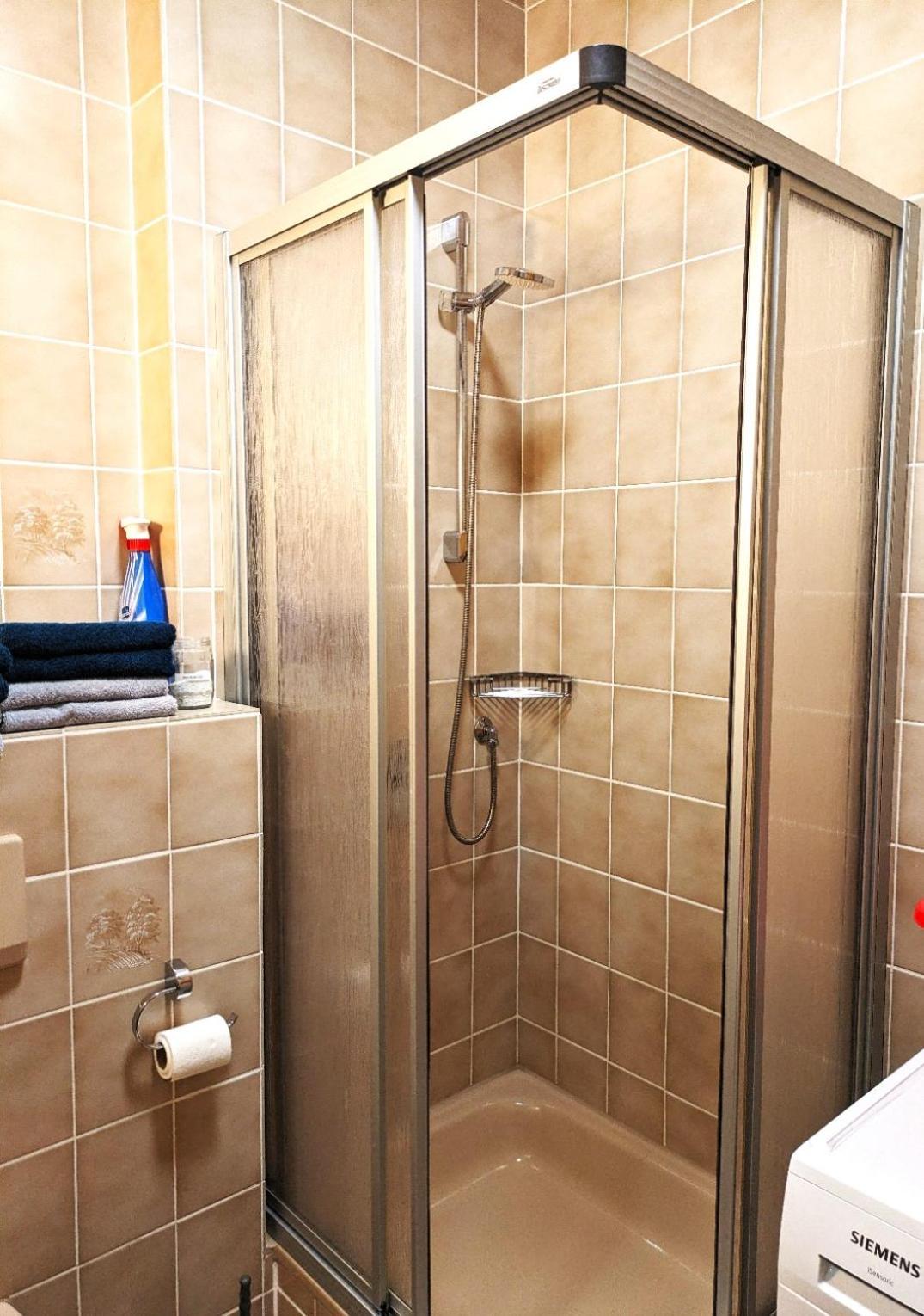 4 Zimmer Geraeumige Und Ruhig Gelegene Ferien- Und Monteurwohnung Nur Fuer Sie Allein Aujvari Vermietungen Spiegelberg Buitenkant foto